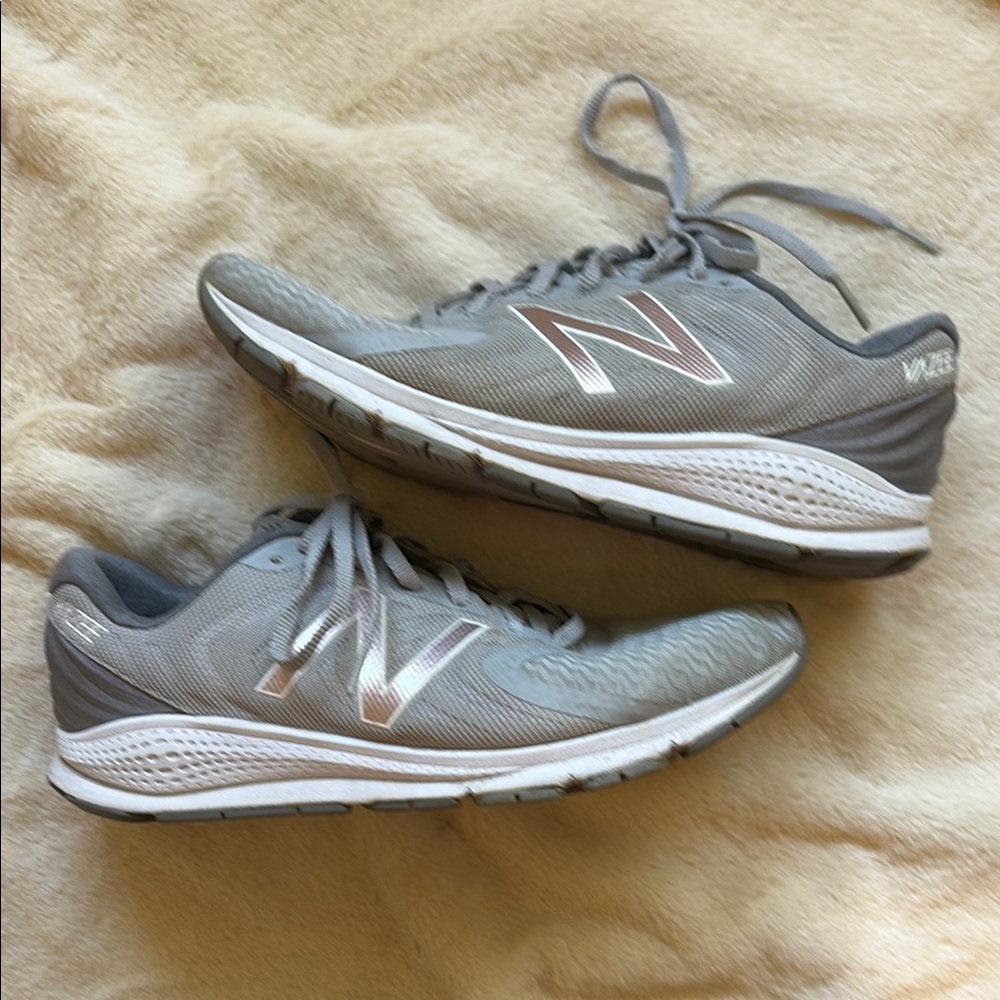 New Balance Gray Vazee Pronto Sneakers with Cushioned Midsole, Size 9.5